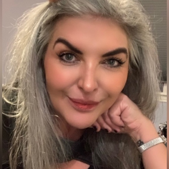 Meet your Posher, JB - Picture 3 of 16